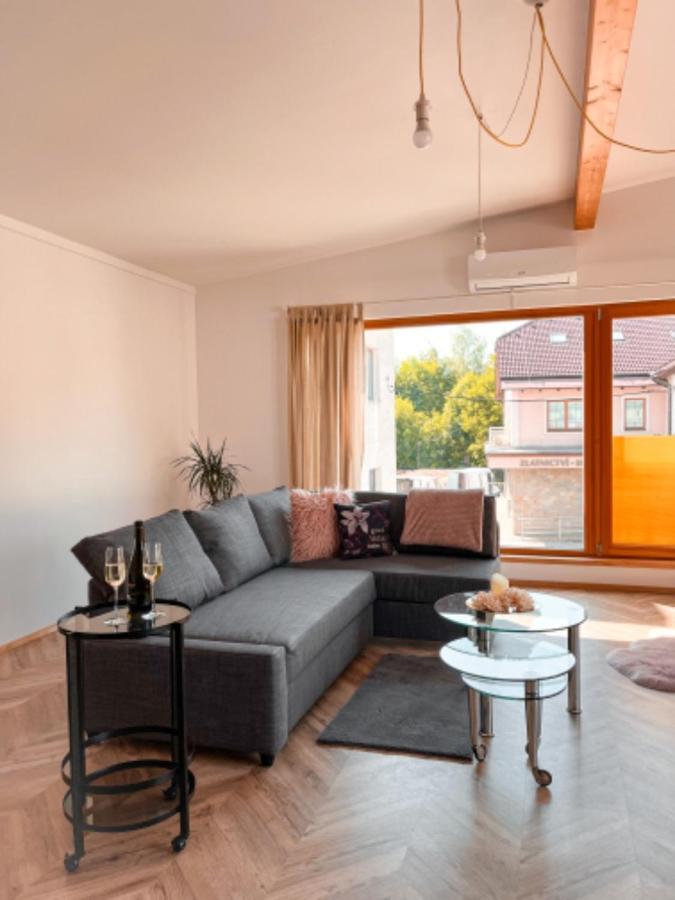 Apartman Niklan Рожнов-под-Радгоштем Экстерьер фото